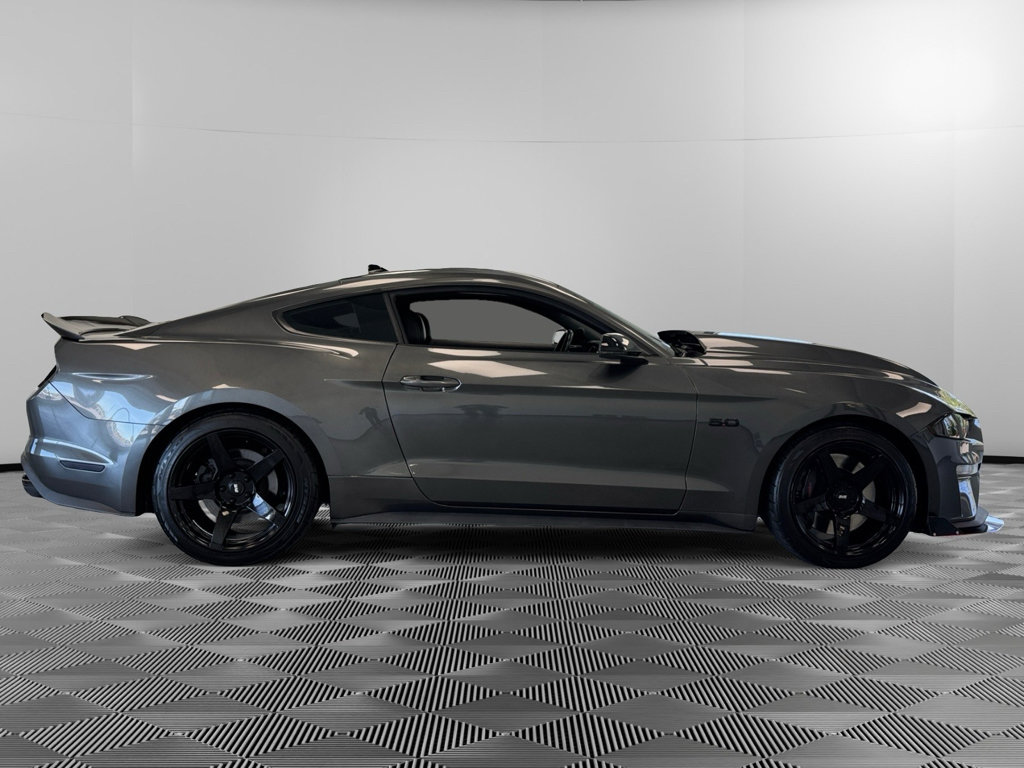 Used 2020 Ford Mustang GT Premium w/ GT Performance Package RWD image 9