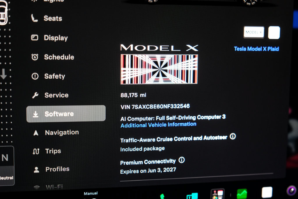 Used 2022 Tesla Model X Plaid AWD/4WD image 25