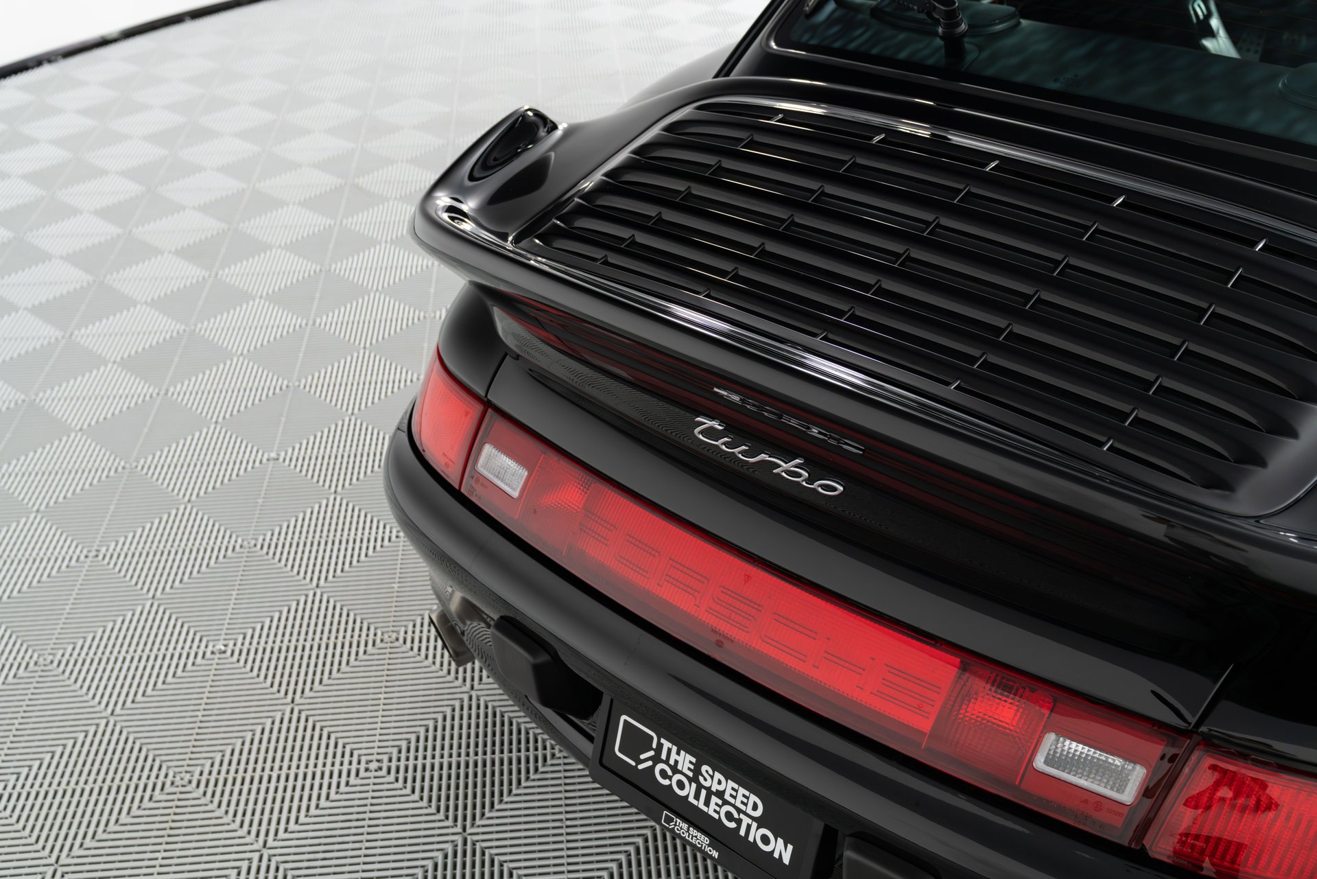 Used 1996 Porsche 911 Turbo RWD image 37