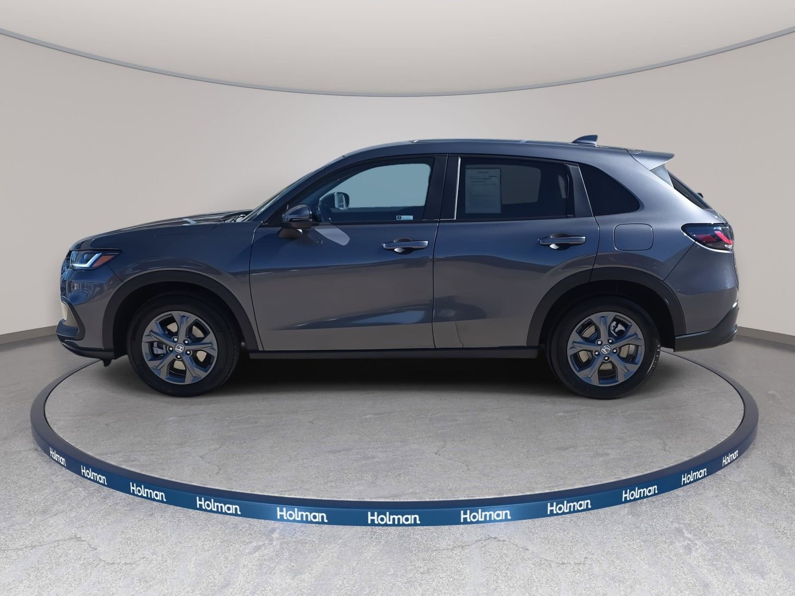 Certified 2026 Honda HR-V LX image 9