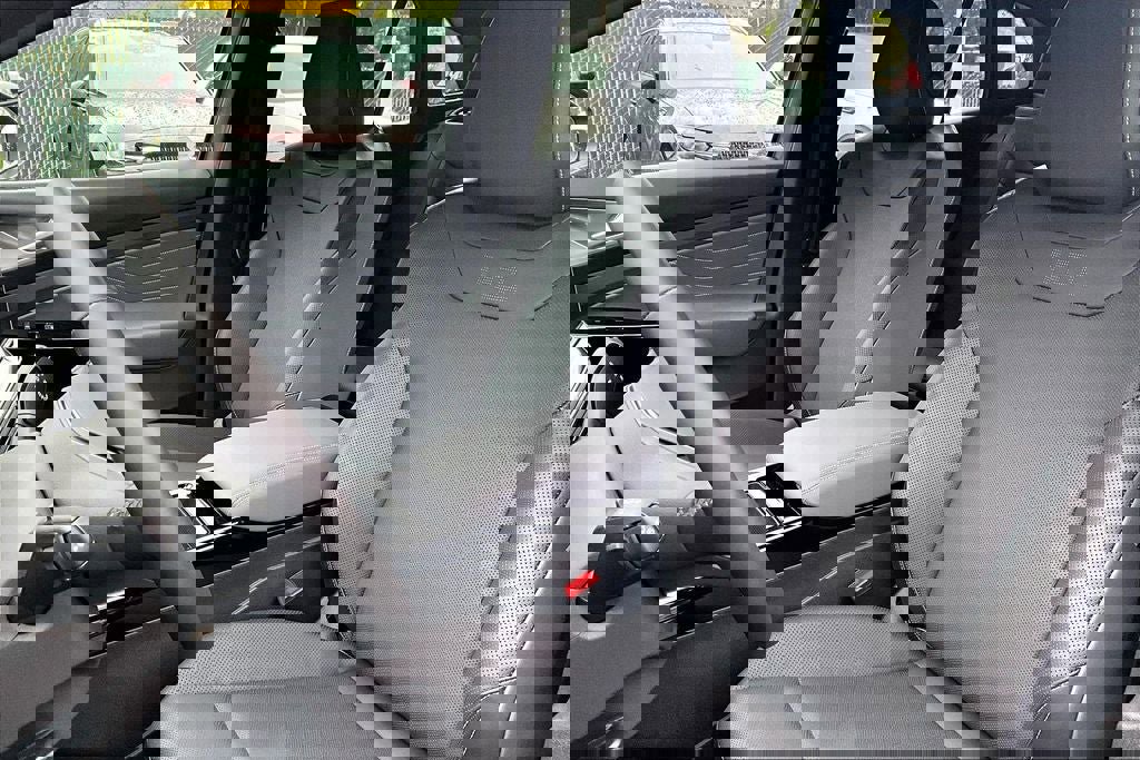 New 2026 Volkswagen ID.4 Pro S image 18