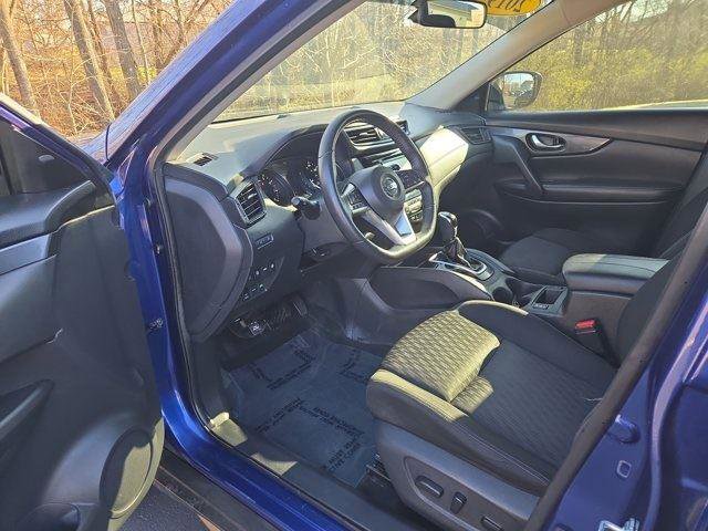 Used 2019 Nissan Rogue SV image 12