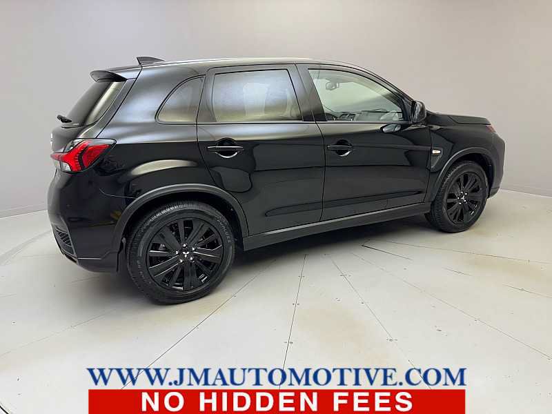 Used 2025 Mitsubishi Outlander Sport LE AWD/4WD image 5