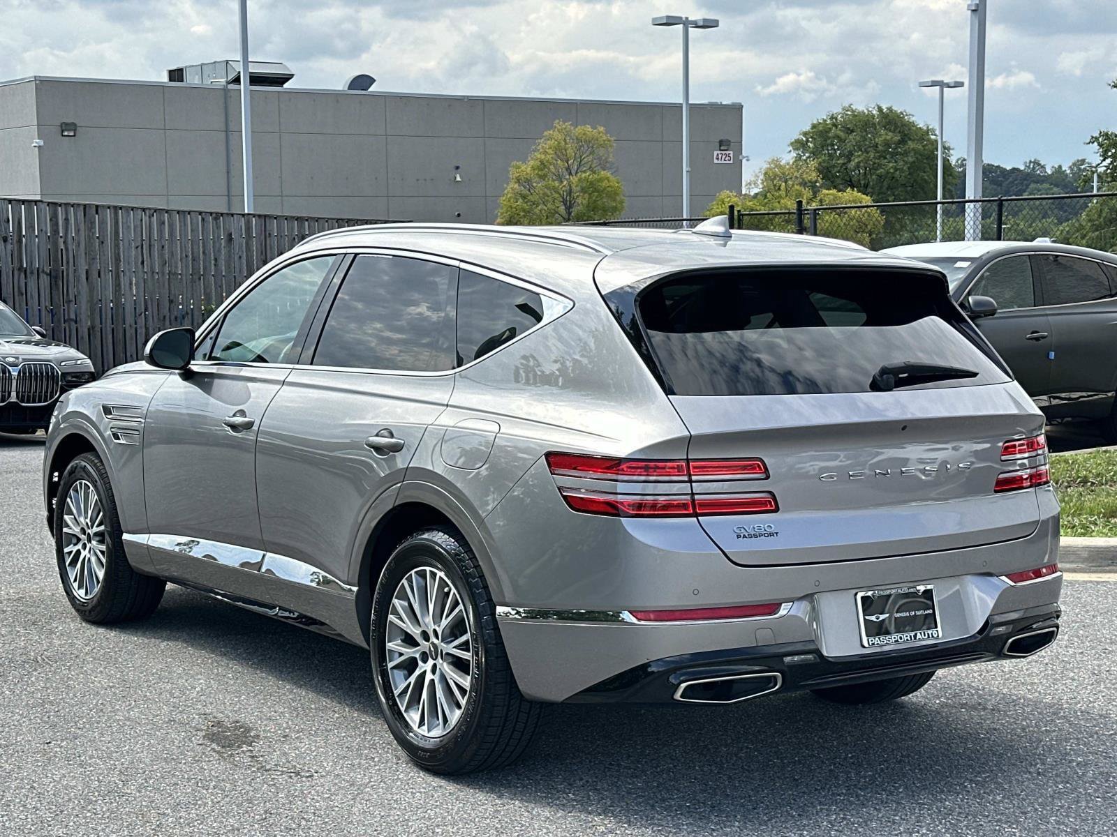 Used 2021 Genesis GV80 2.5T w/ Advanced Package 03 RWD image 2