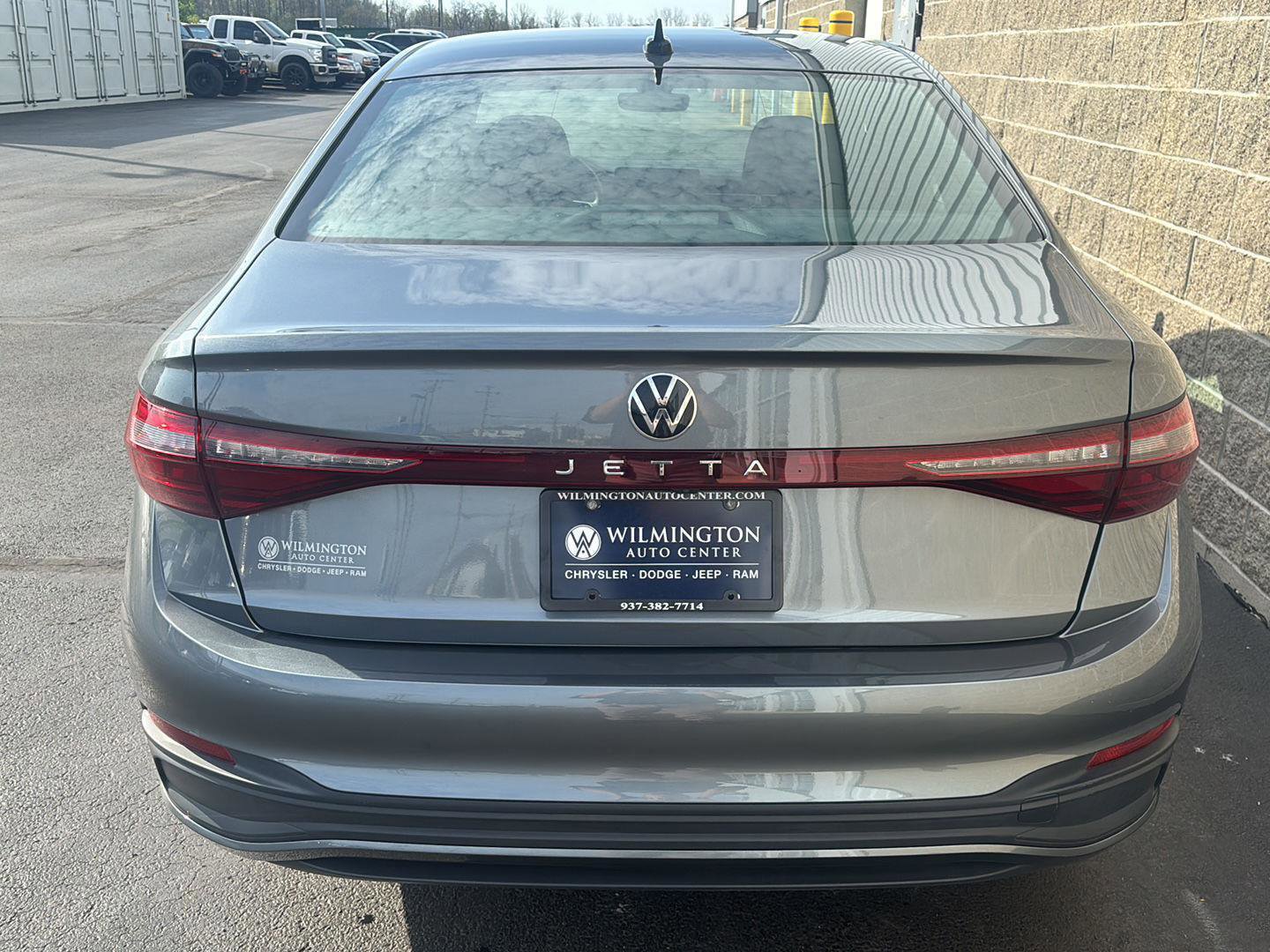 Used 2025 Volkswagen Jetta Sport image 39