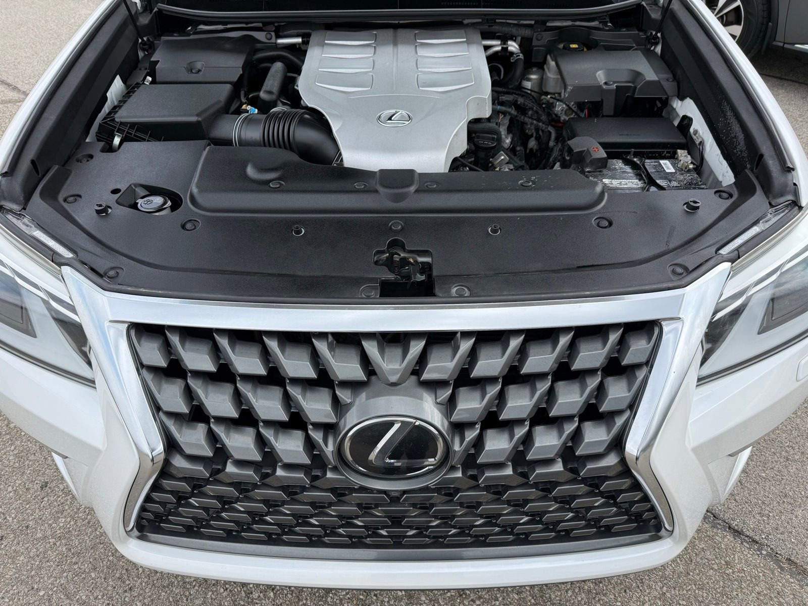 Used 2020 Lexus GX 460 Luxury w/ Off Road Package image 44