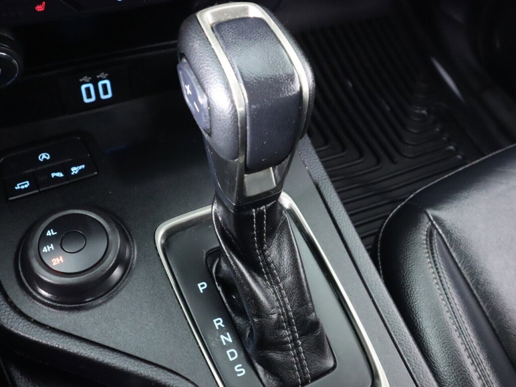 Used 2020 Ford Ranger Lariat w/ Technology Package image 29