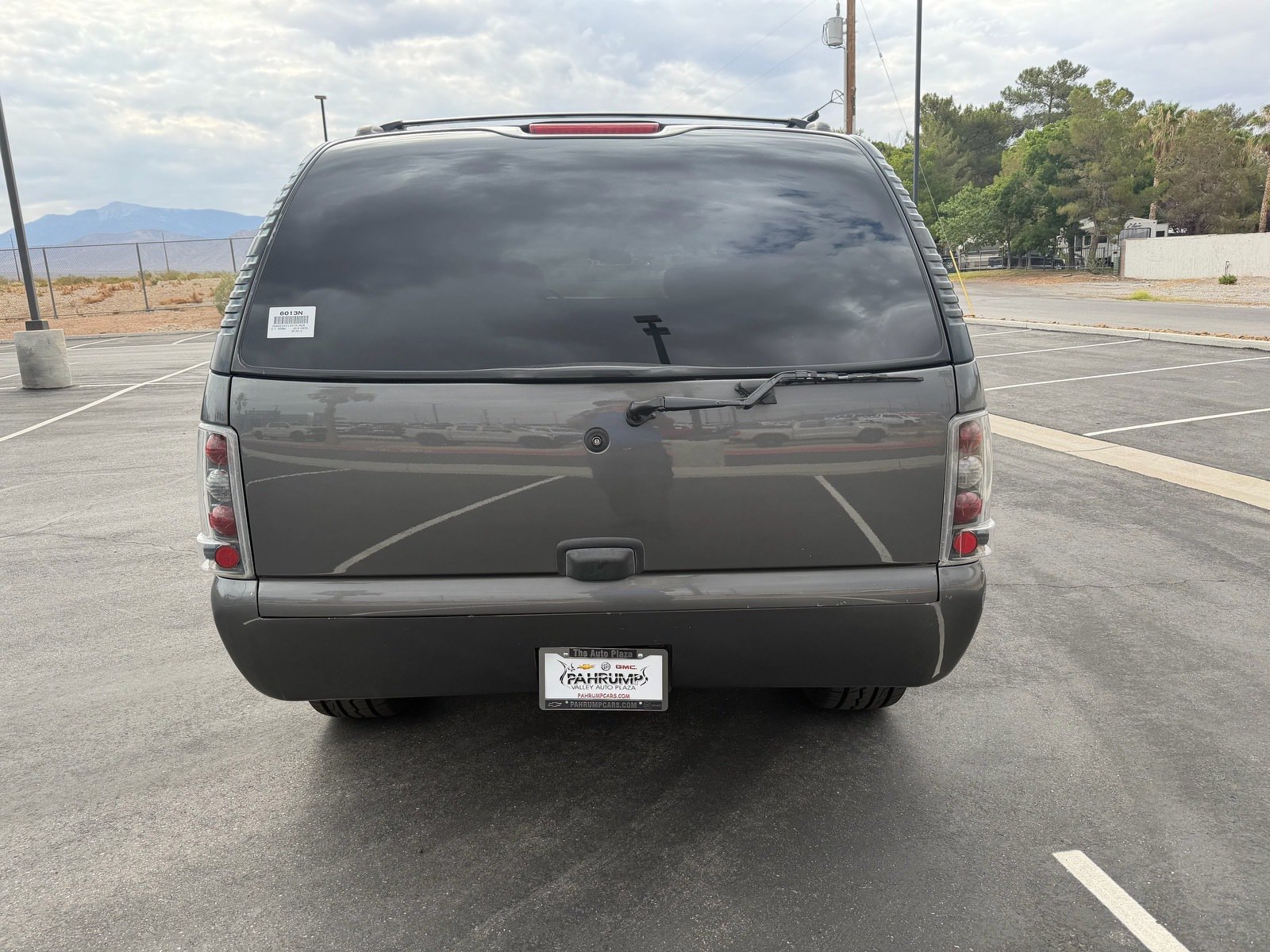 Used 2002 Chevrolet Suburban 2500 LS RWD image 4