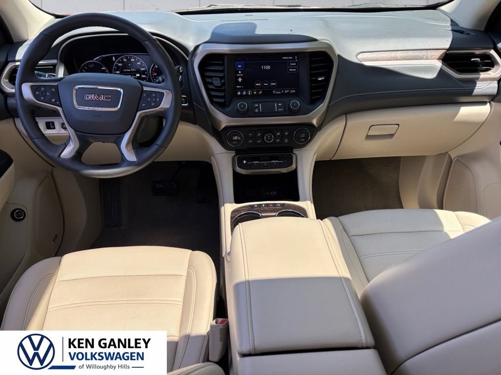 Used 2023 GMC Acadia Denali w/ Denali Ultimate Package AWD/4WD image 16