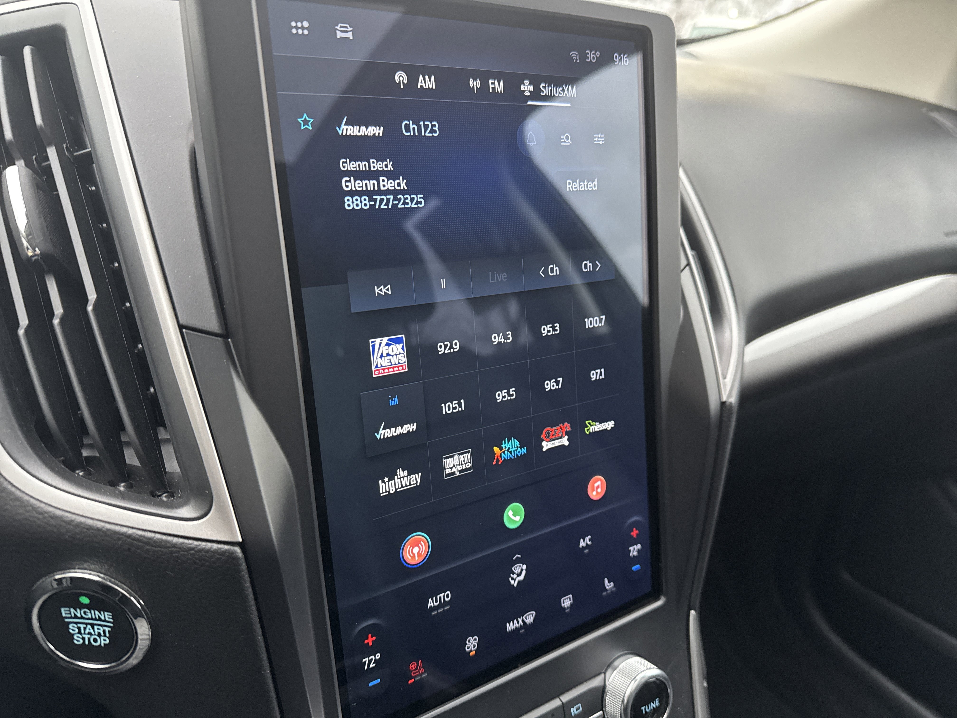 Used 2024 Ford Edge SEL w/ Convenience Package image 16