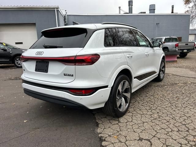 Used 2025 Audi Q6 e-tron Premium Plus w/ Premium Plus image 3