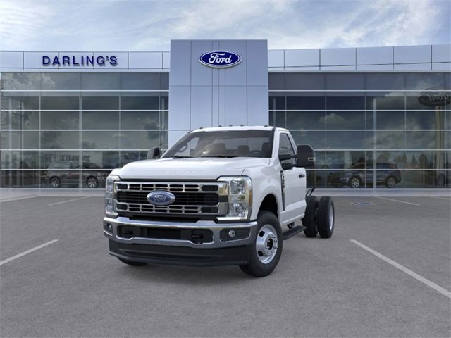 New 2025 Ford F350 XL w/ XL Chrome Package image 2