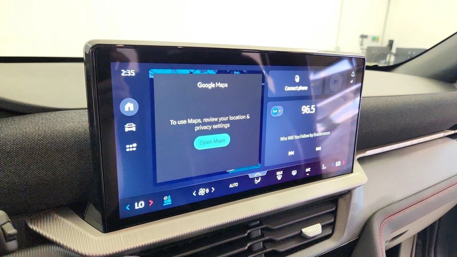 Used 2025 Ford Explorer ST w/ Sun And Sound Package RWD image 20