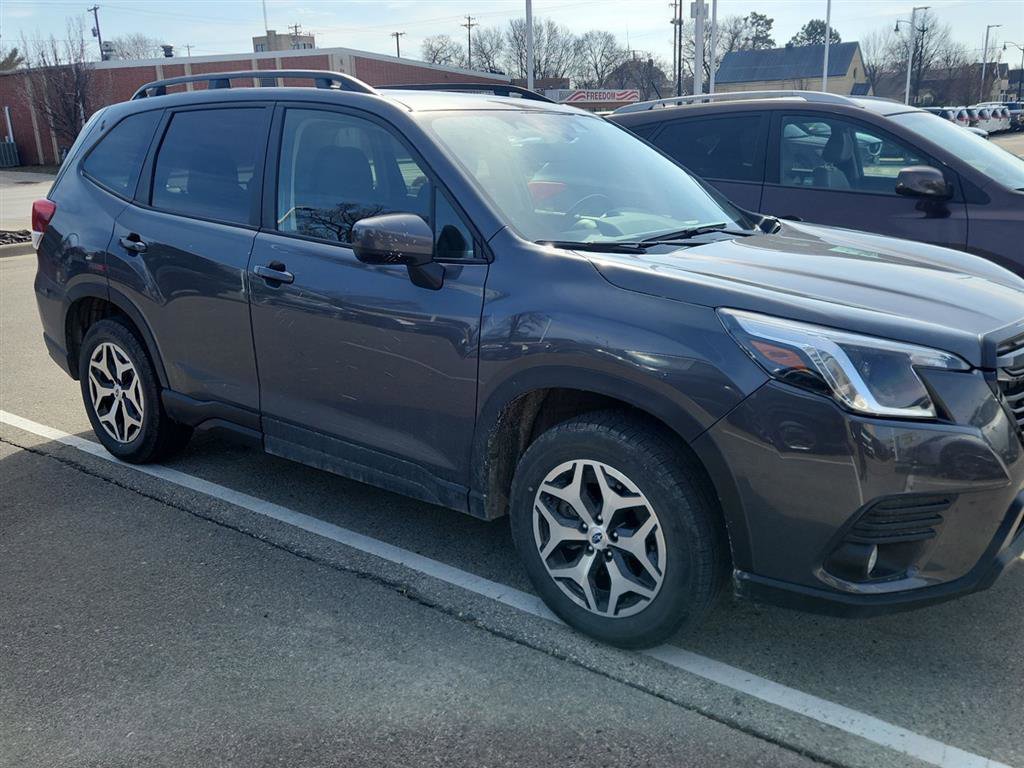 Used 2024 Subaru Forester Premium image 21