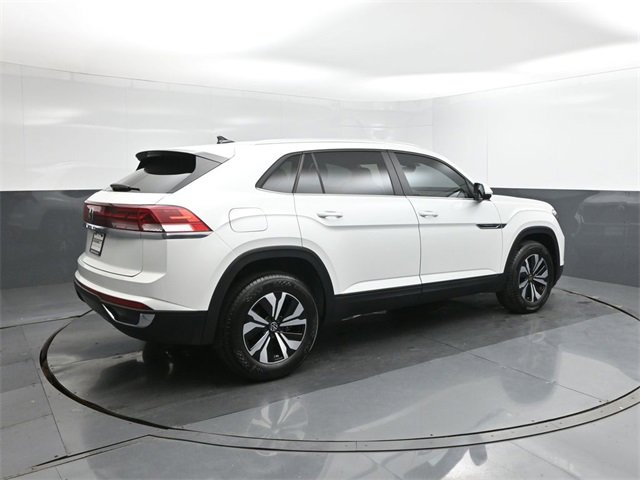 New 2026 Volkswagen Atlas Cross Sport SE image 11