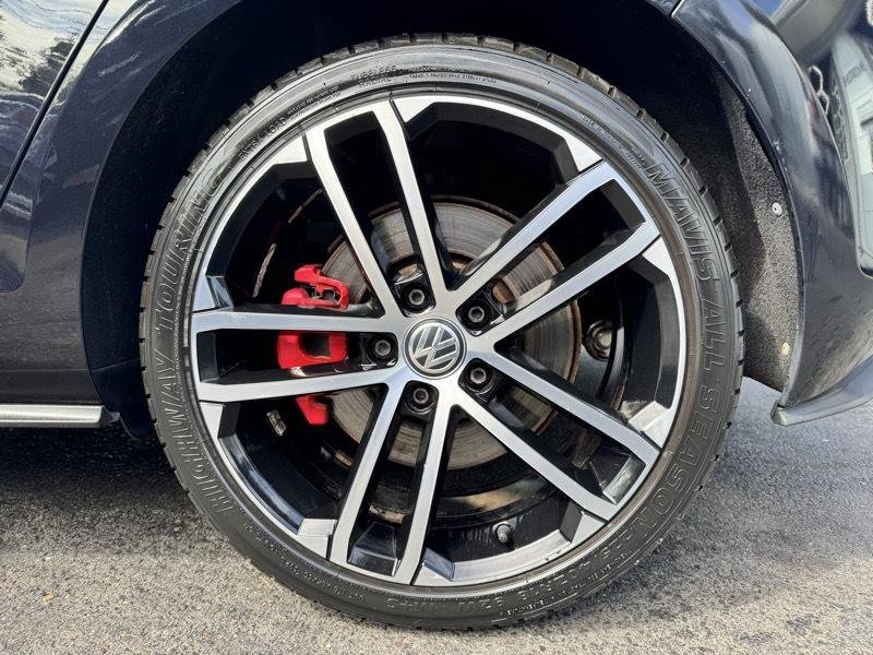 Used 2017 Volkswagen GTI Sport FWD image 25