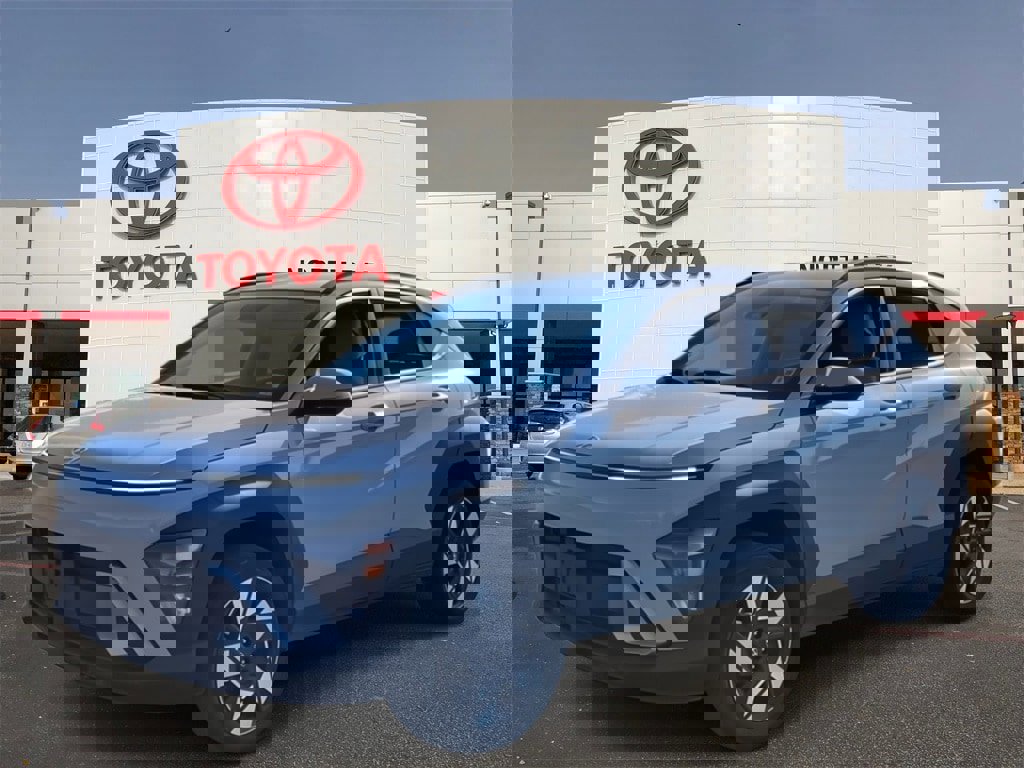 Used 2024 Hyundai Kona SEL
