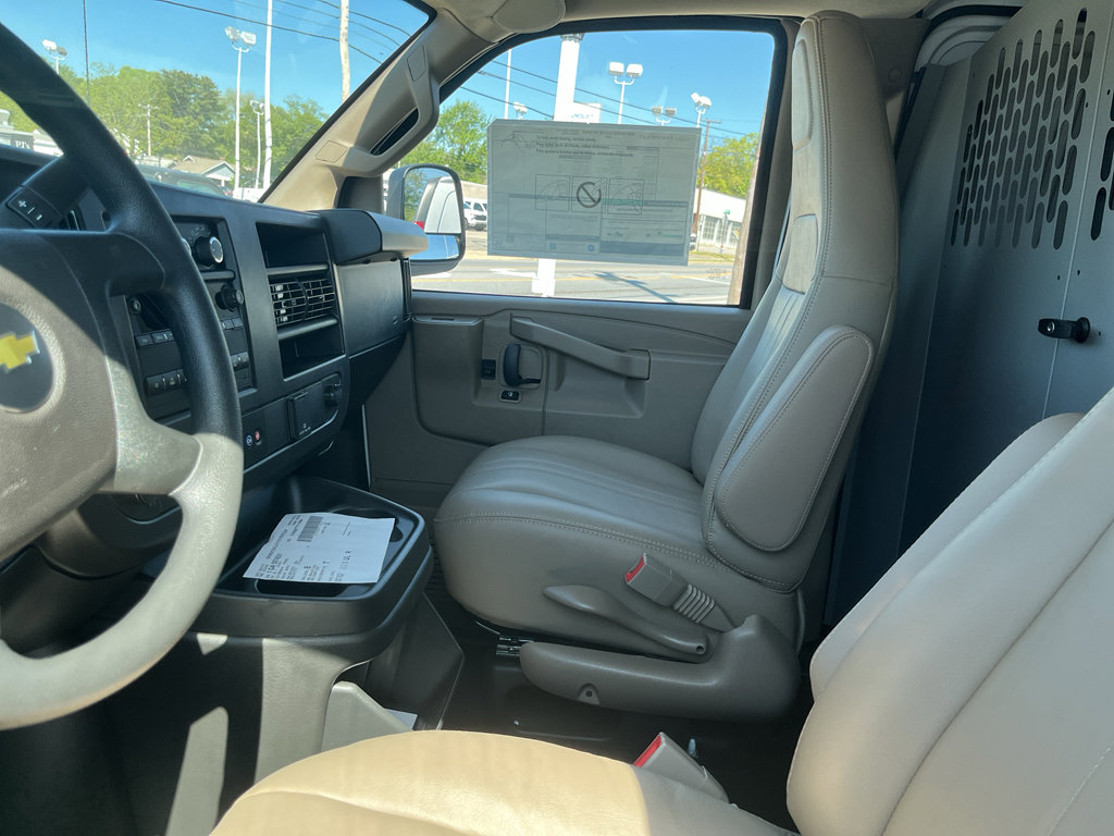 New 2026 Chevrolet Express 2500 Extended RWD image 6