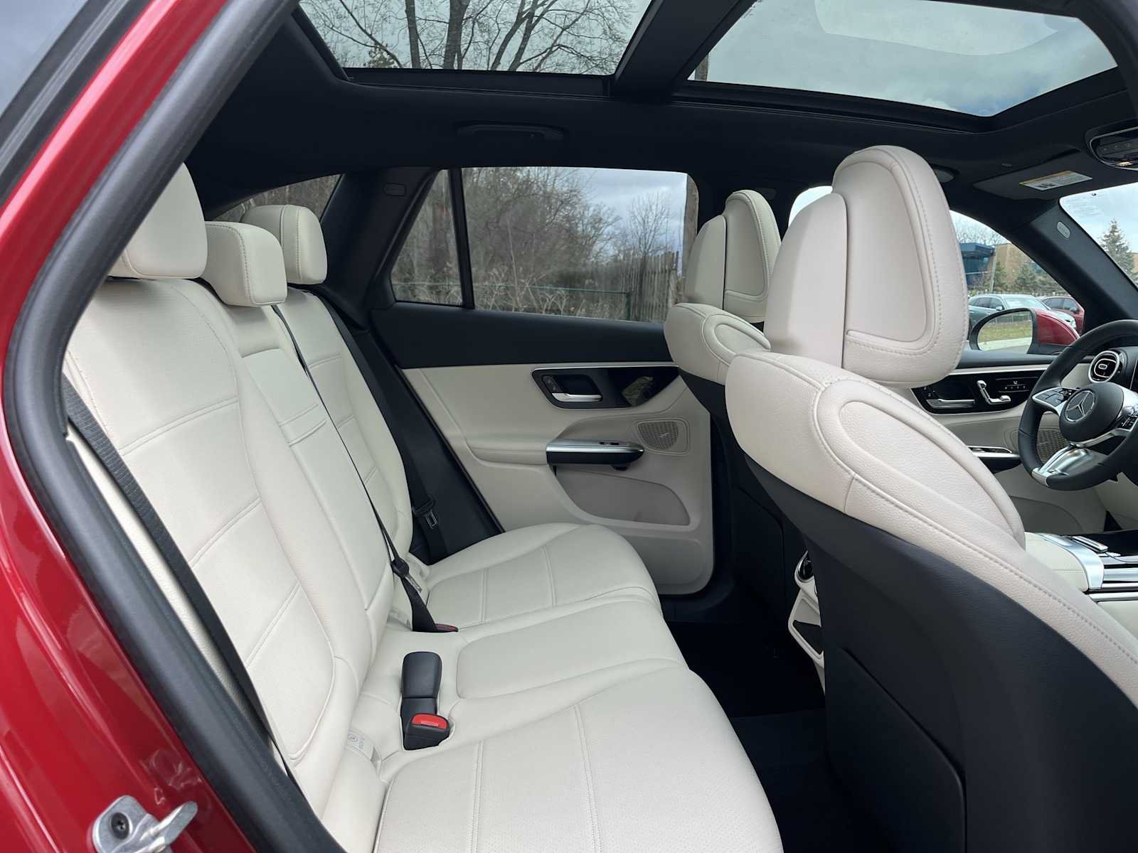New 2026 Mercedes-Benz GLC 300 4MATIC image 12