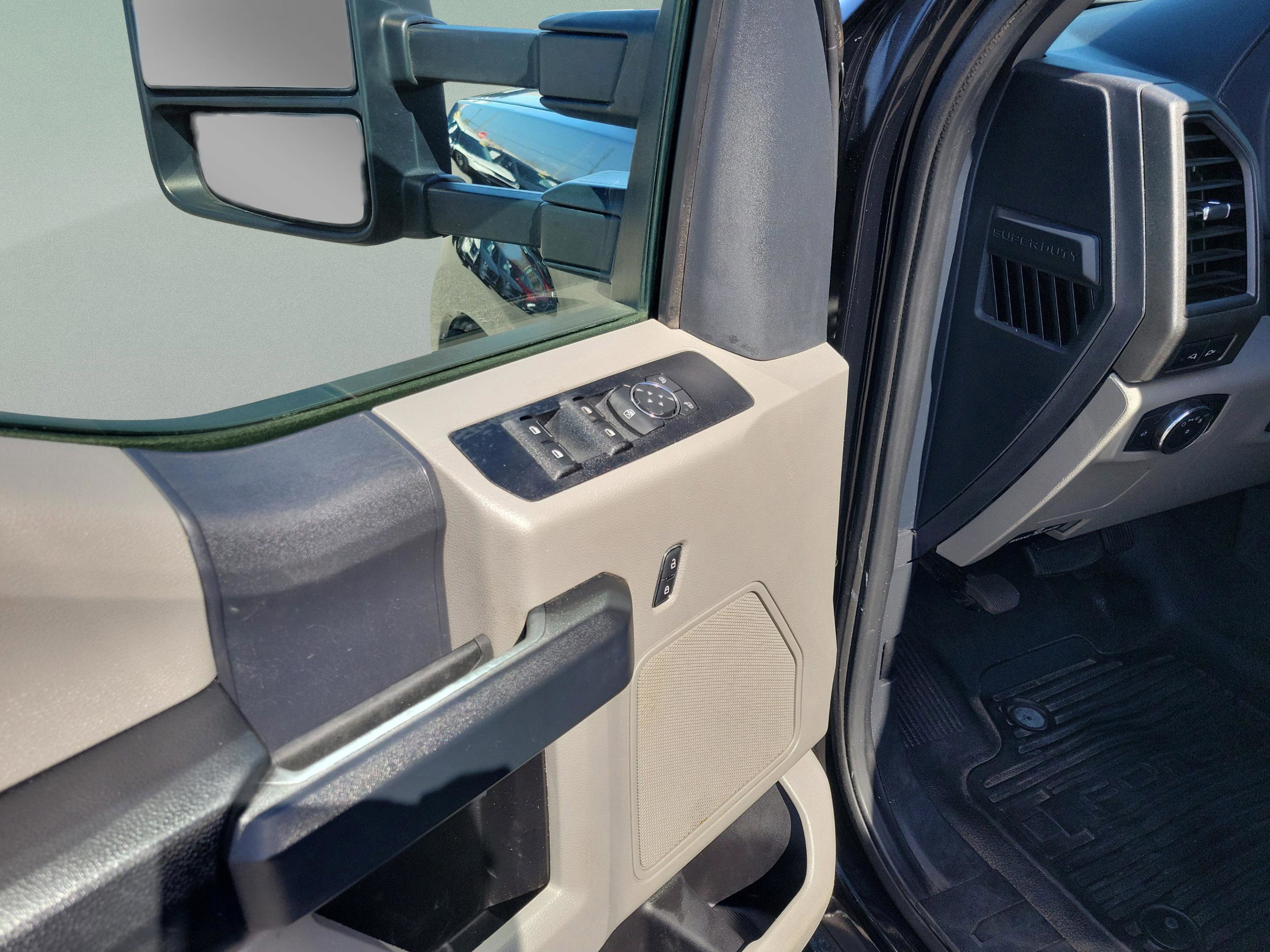 Certified 2022 Ford F350 XL w/ Power Equipment Group image 7