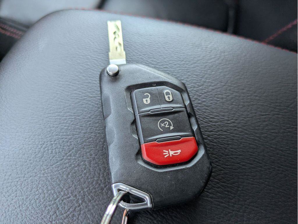 Used 2018 Jeep Wrangler Unlimited Rubicon image 34