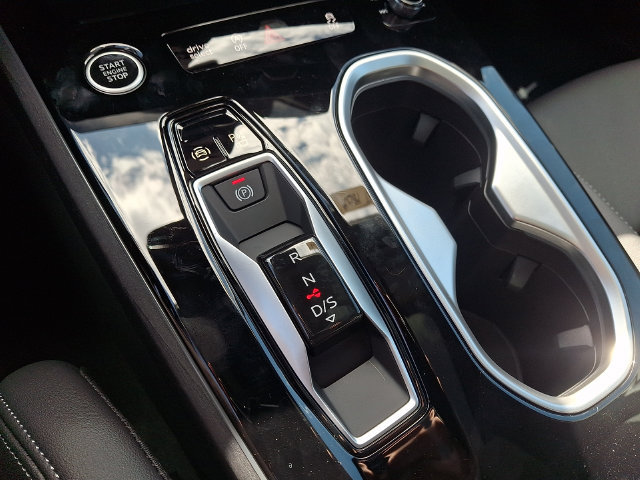 New 2026 Audi A6 Premium Plus AWD/4WD image 12