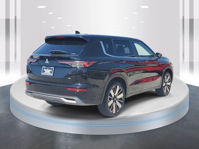 Used 2025 Mitsubishi Outlander SE AWD/4WD image 4