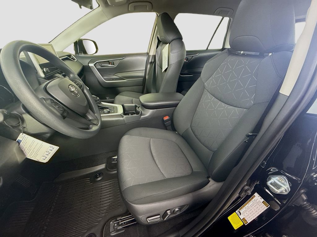 New 2025 Toyota RAV4 XLE image 14