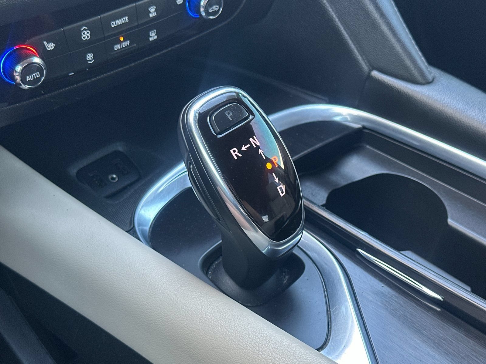 Used 2019 Buick Enclave Essence w/ LPO, Luxury Package AWD/4WD image 26