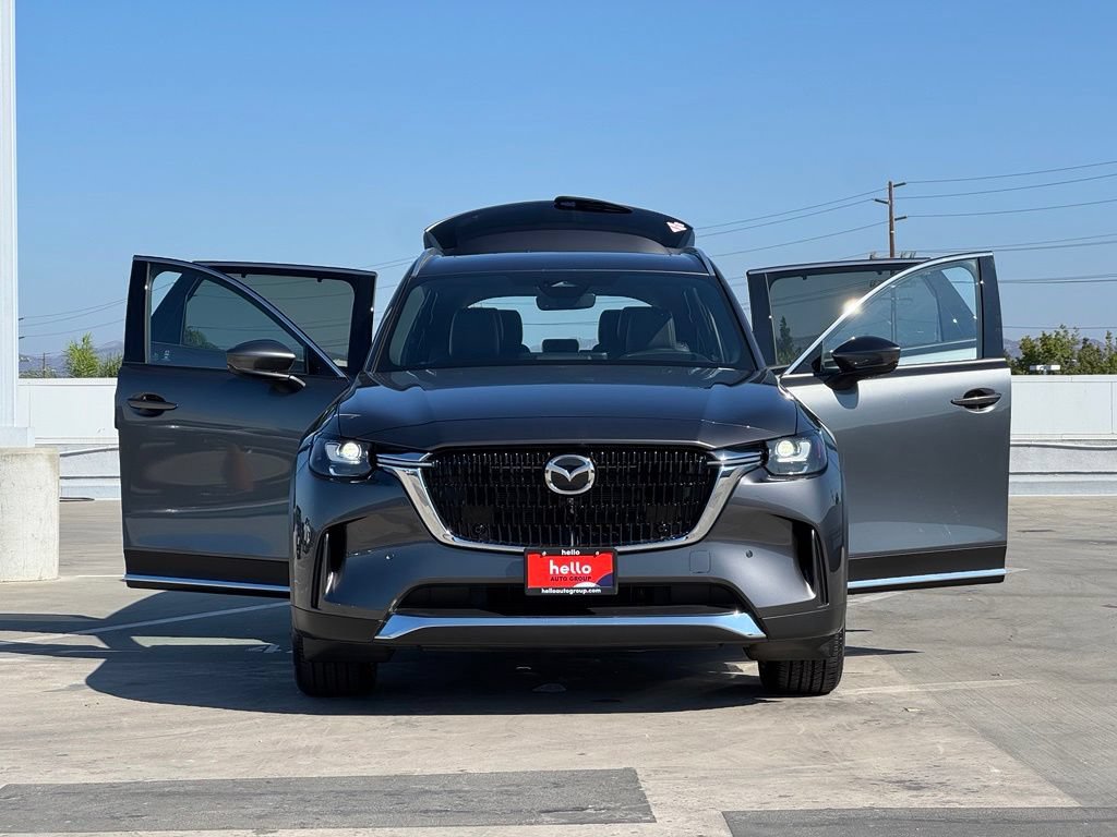Used 2025 MAZDA CX-90 Plug-In Hybrid w/ Premium Plus AWD/4WD image 30