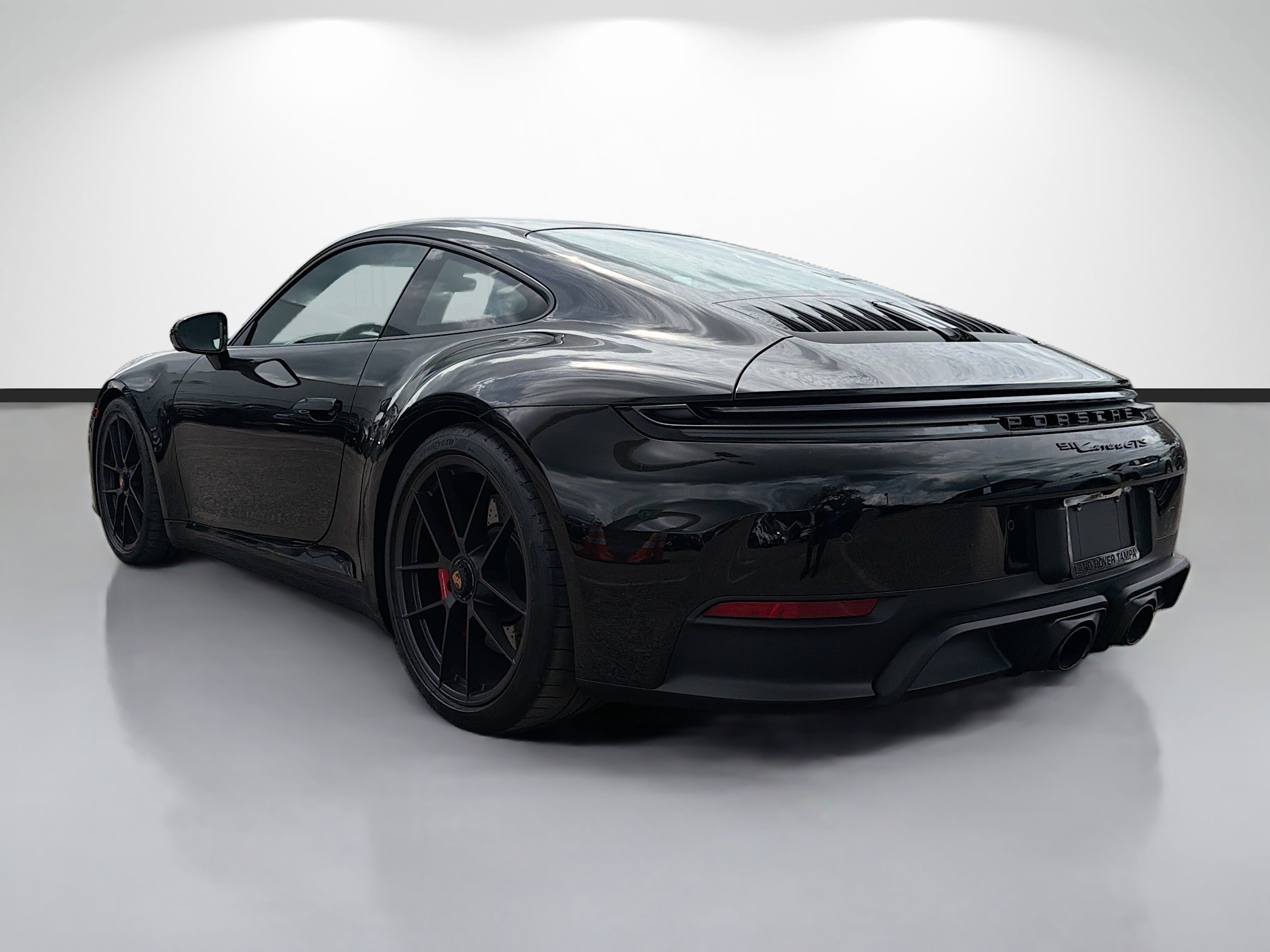Used 2025 Porsche 911 Carrera GTS image 3