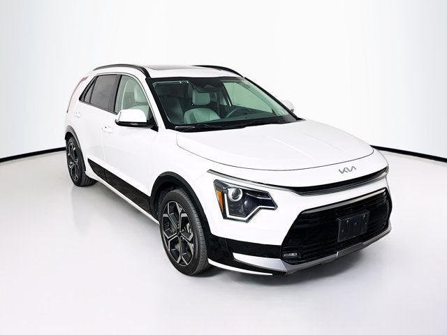 Certified 2023 Kia Niro EX Touring FWD image 3