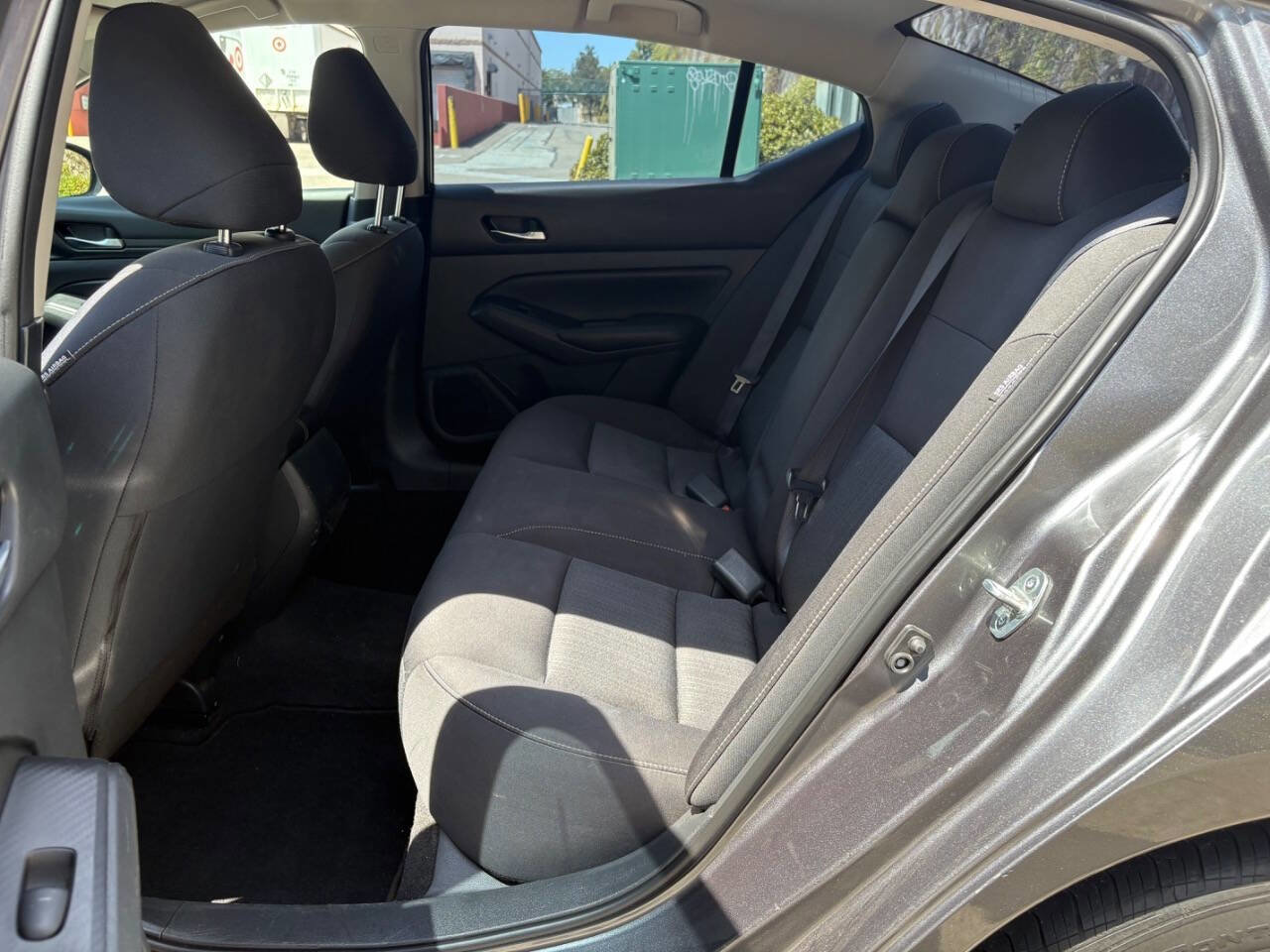 Used 2022 Nissan Altima 2.5 S image 12