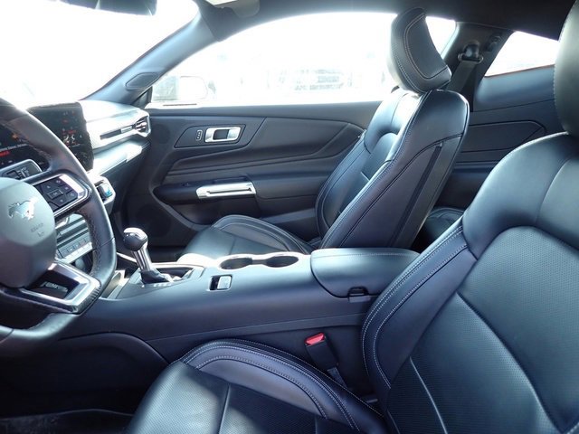 Used 2024 Ford Mustang Premium image 10