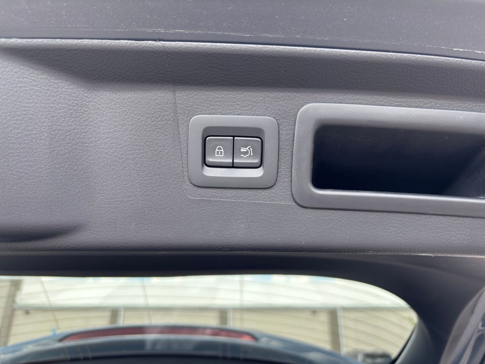 Used 2025 MAZDA CX-50 2.5 Hybrid w/ Premium Plus Pkg AWD/4WD image 23