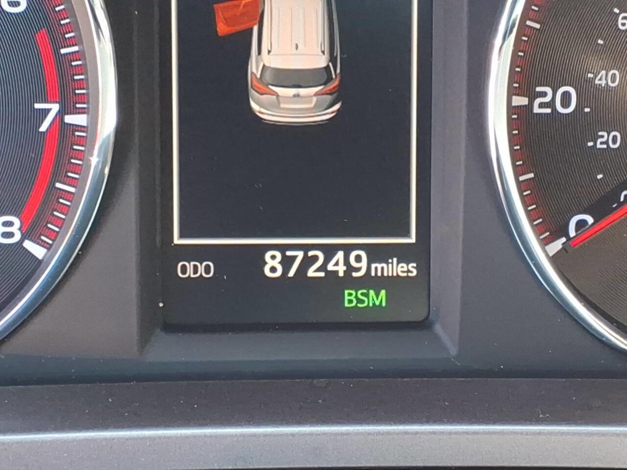 Used 2018 Toyota RAV4 SE w/ Power Extra Value Package AWD/4WD image 30