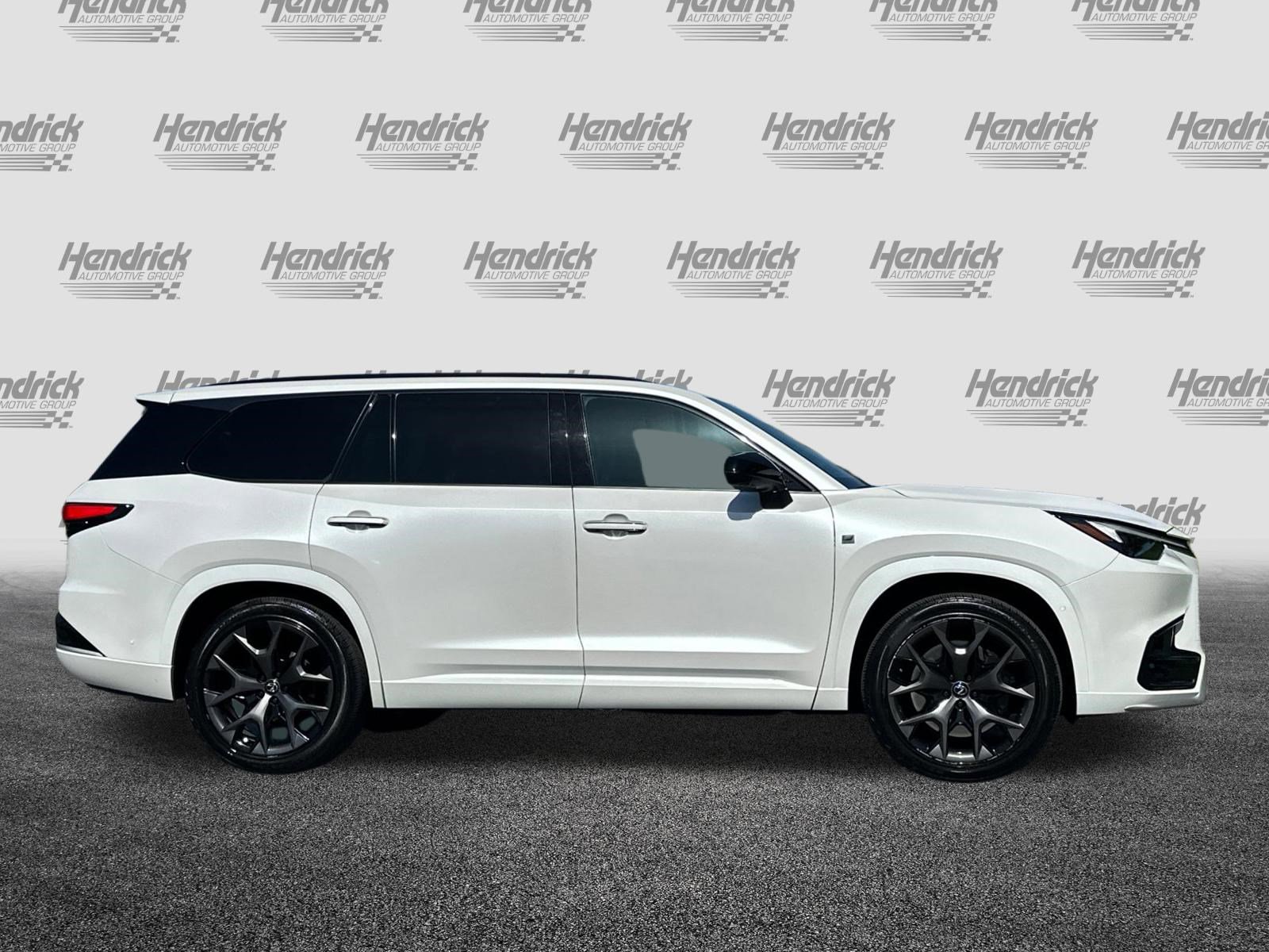 Certified 2025 Lexus TX 500h AWD w/ Technology Package image 3