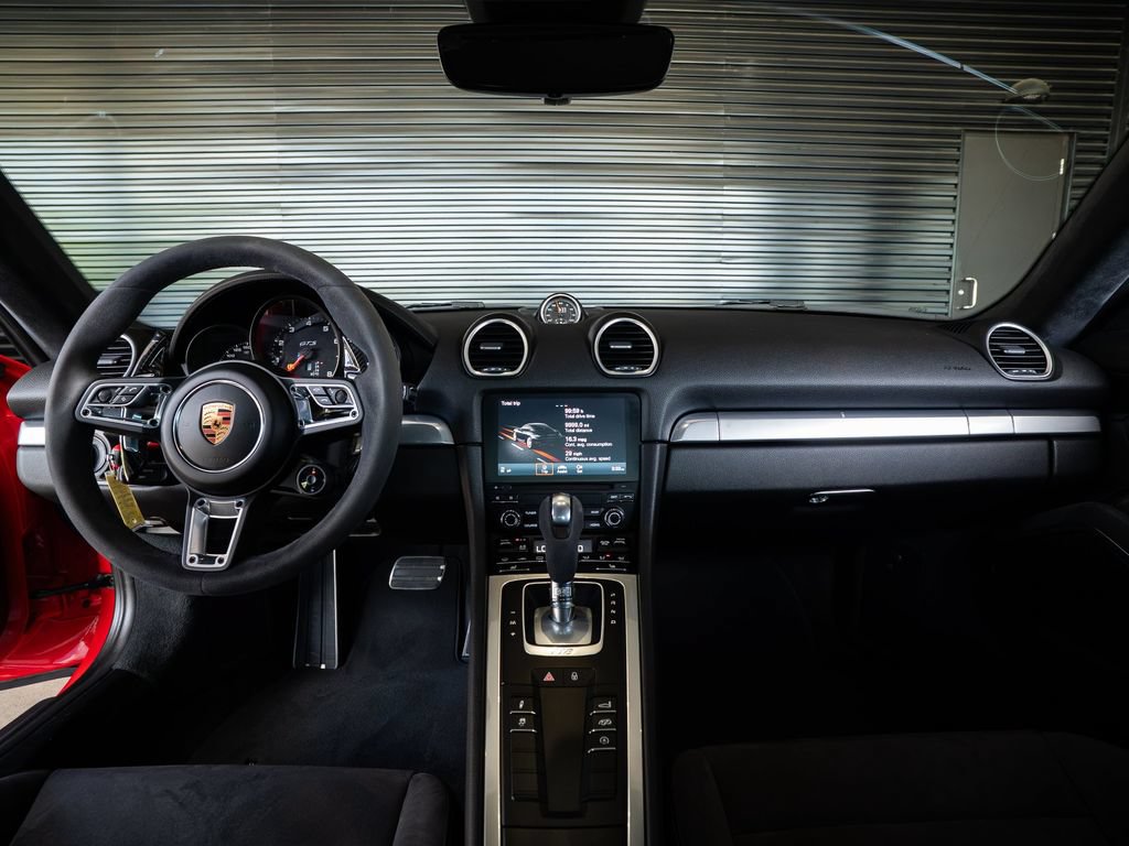 Certified 2018 Porsche 718 Cayman GTS RWD image 24