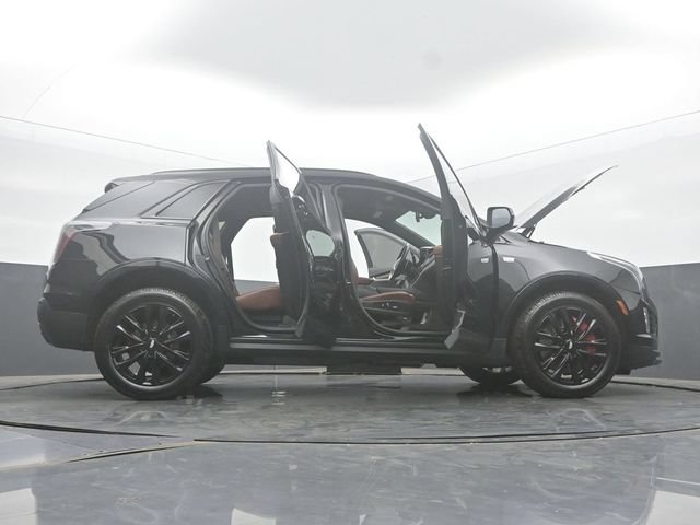 Used 2022 Cadillac XT5 Sportv w/ LPO, ONYX Package AWD/4WD image 63