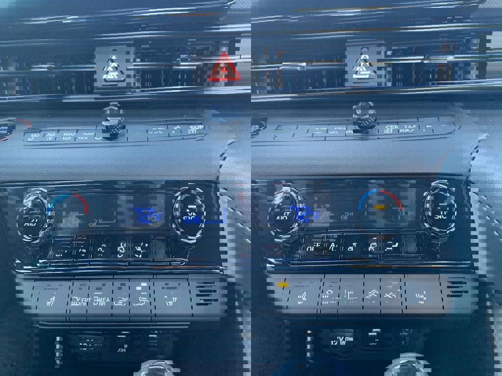 New 2025 Hyundai Elantra N Line image 17