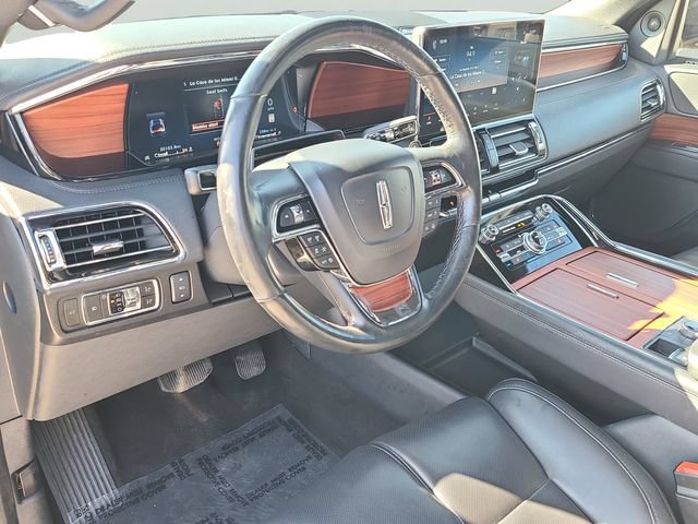 Used 2024 Lincoln Navigator Premiere AWD/4WD image 20
