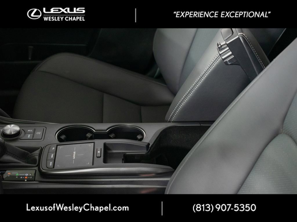 Used 2024 Lexus IS 300 F Sport image 31