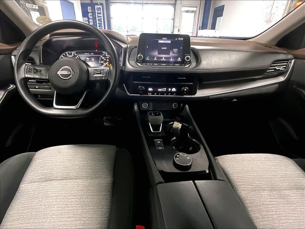 Used 2023 Nissan Rogue SV AWD/4WD image 21