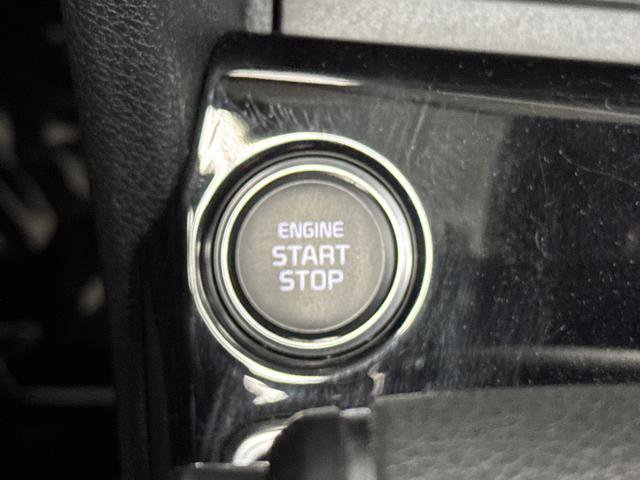 Used 2023 Kia Sportage EX image 21