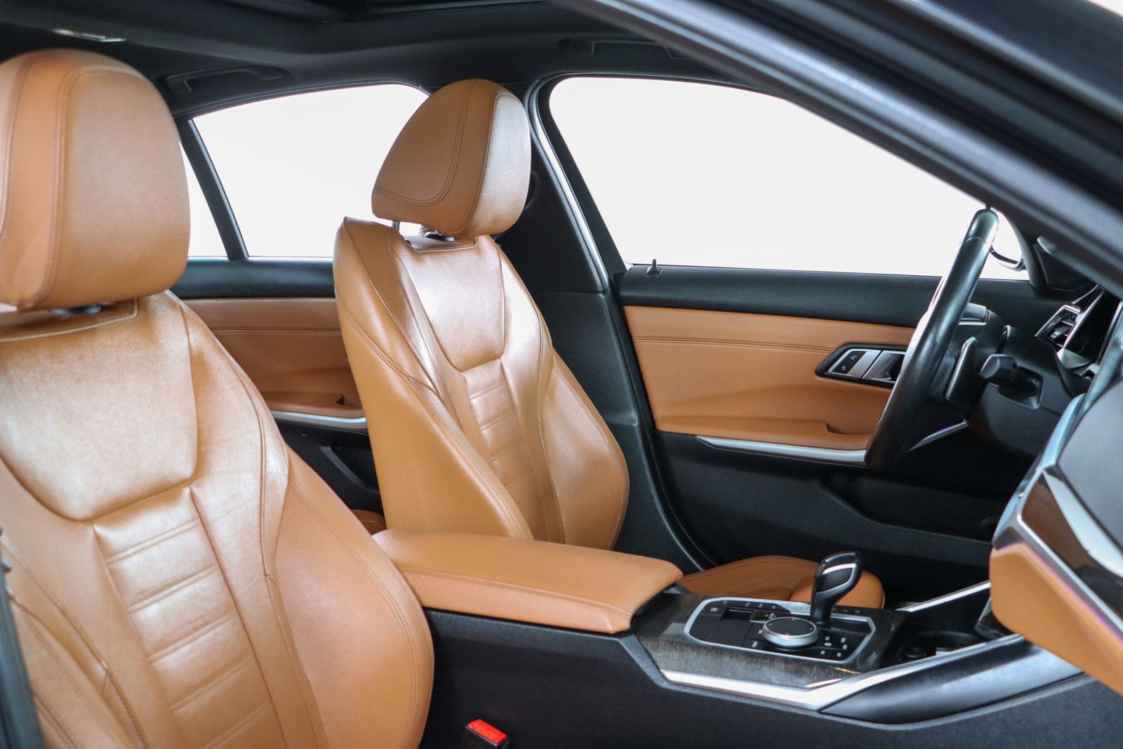 Used 2021 BMW 330i Sedan image 27