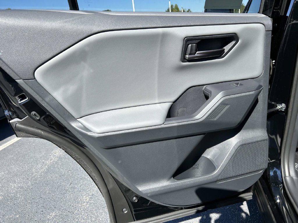 New 2026 Toyota RAV4 XSE AWD/4WD image 18