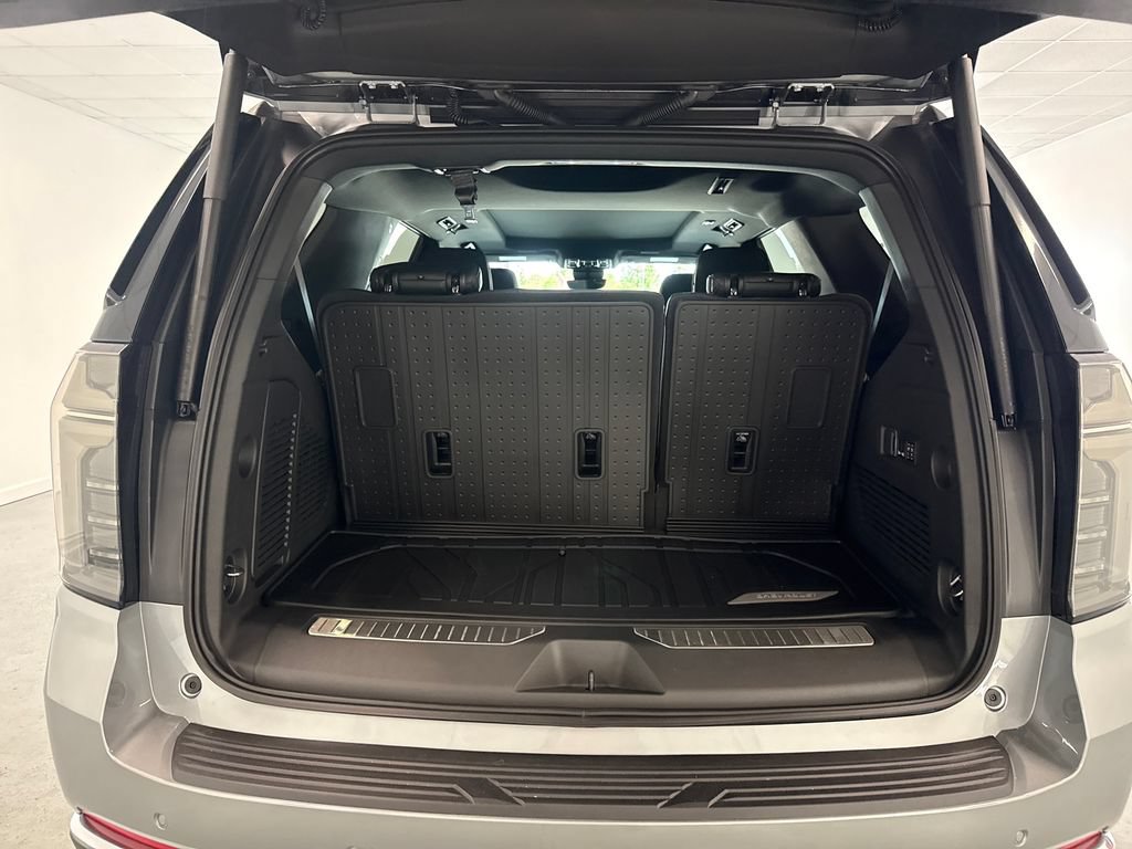New 2026 Chevrolet Tahoe High Country AWD/4WD image 8