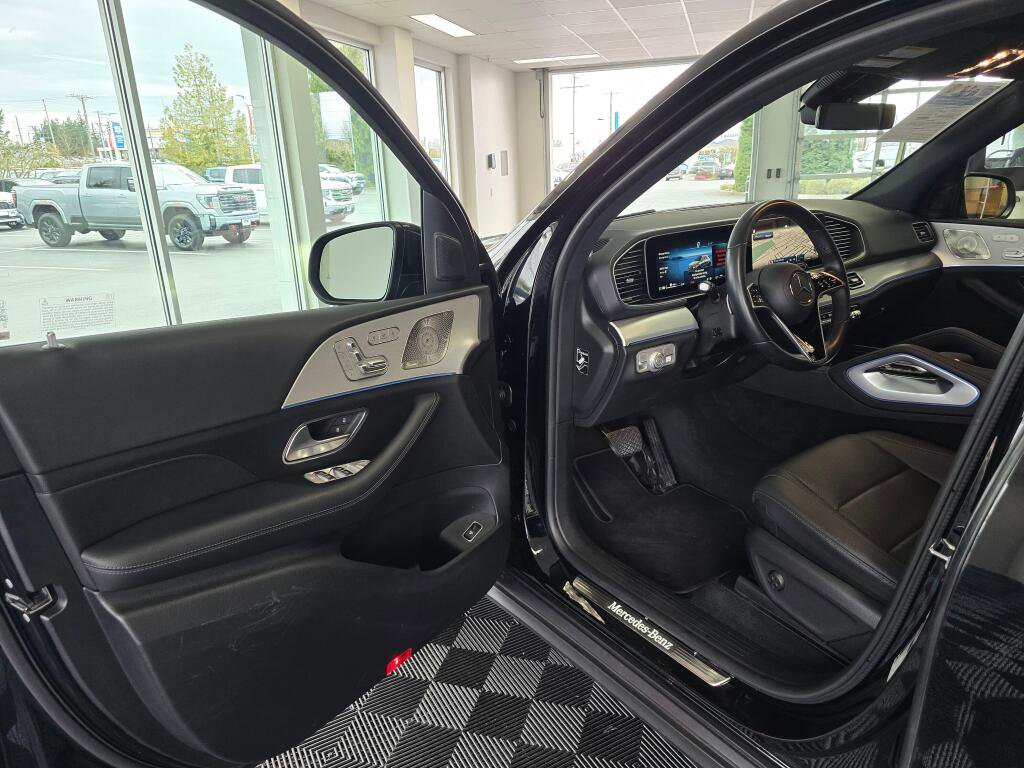 Used 2025 Mercedes-Benz GLE 350 4MATIC image 18