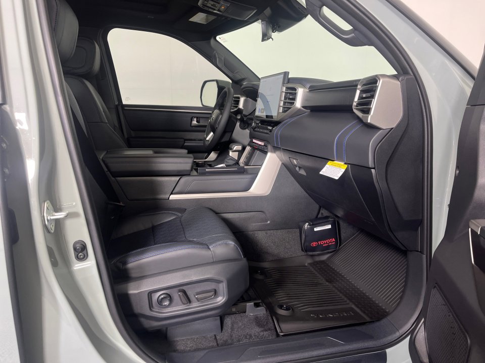 New 2026 Toyota Tundra Platinum image 25