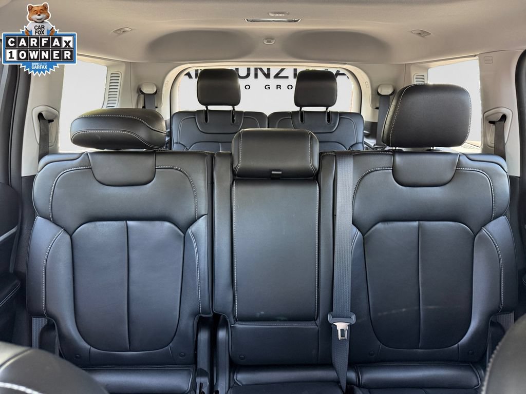 Used 2022 Jeep Grand Cherokee L Limited AWD/4WD image 17